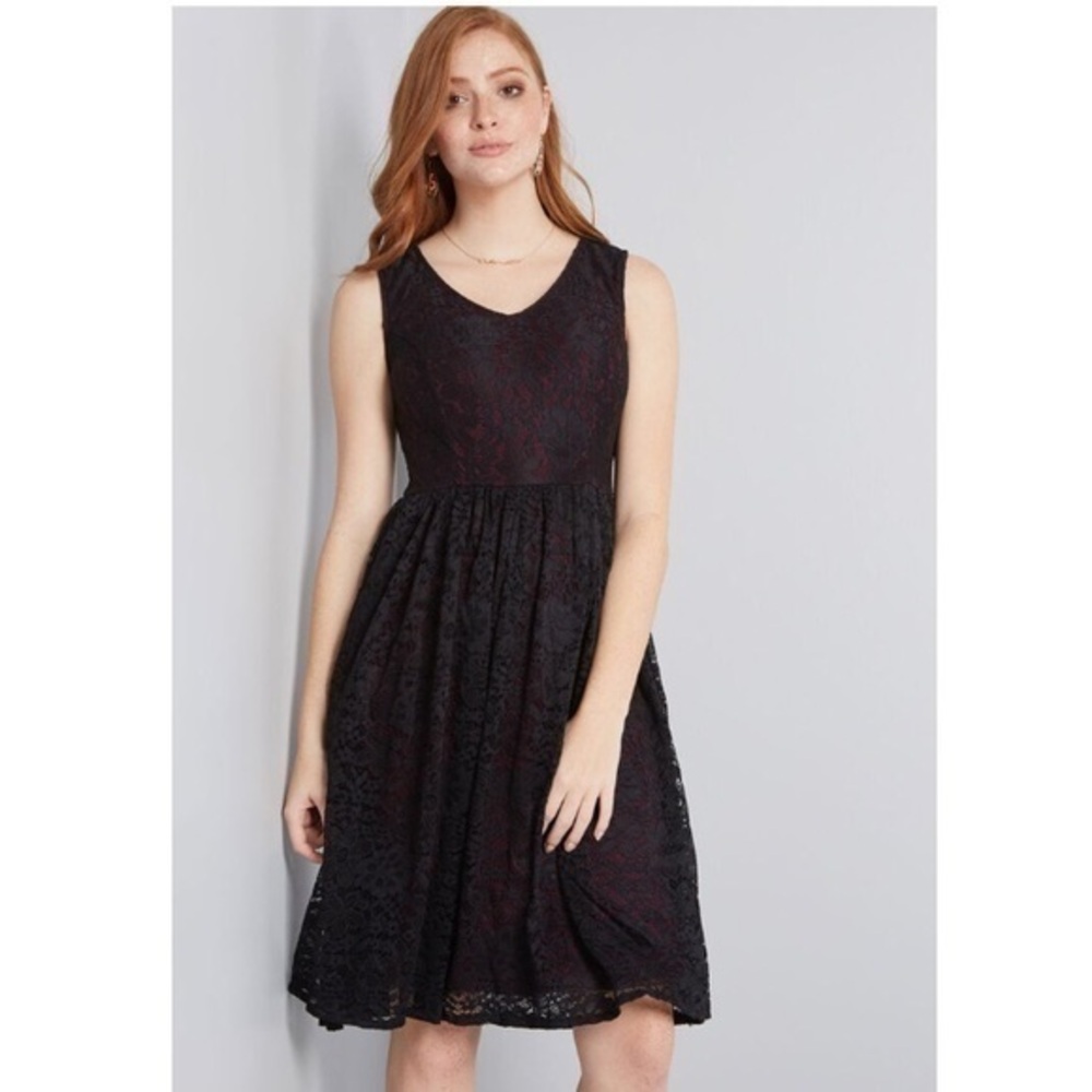 NWT Liza Luxe ModCloth Confident Option Lace Dress